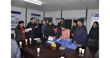 自治區(qū)副主席歐陽(yáng)曉暉到大華公司巨寶大廈項(xiàng)目調(diào)研指導(dǎo)